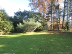 ROOMS4 - große Villa auf der Frundsbergerhöhe in Straßlach - Grundstück mit Gartenlaube