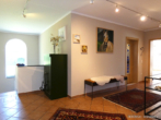 ROOMS4 - EFH im schwedischen Farmhausstil mit großem Garten - Eingangsbereich