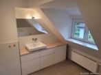 ROOMS4 - Charmante familienfreundliche Stadtvilla in bester Lage Solln - Bed mit großer Dusche