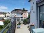 ROOMS4 - moderne 3 Zimmerwohnung in Bruckmühl - Balkon mit Alpenblick