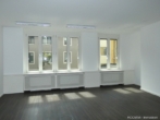 ROOMS4 - Büro- oder Praxisflächen im Tal - großes Zimmer