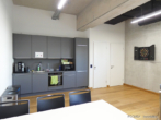 ROOMS4 - Loft-Büro Traum bietet Arbeitsraum in begehrter Lage in Sendling - Küche Zugang Hofseite