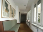 ROOMS4 - Büro- oder Praxisfläche am Viktualienmarkt - heller Wartebereich KI generiert